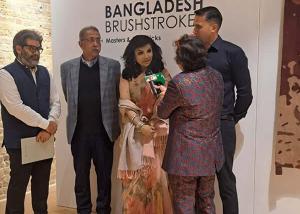 exhibition curator Masters & Mavericks